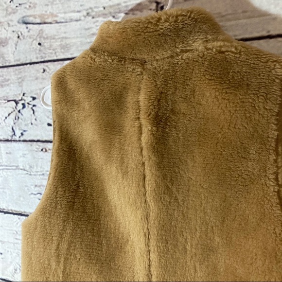 J. Crew Brown Teddy Plush Fleece Excursion Vest - Picture 8 of 13